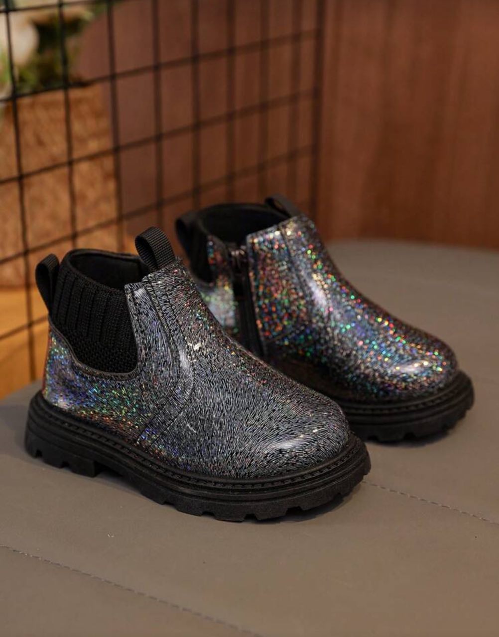 هاف بوت بناتي لامع - Kenda Shop