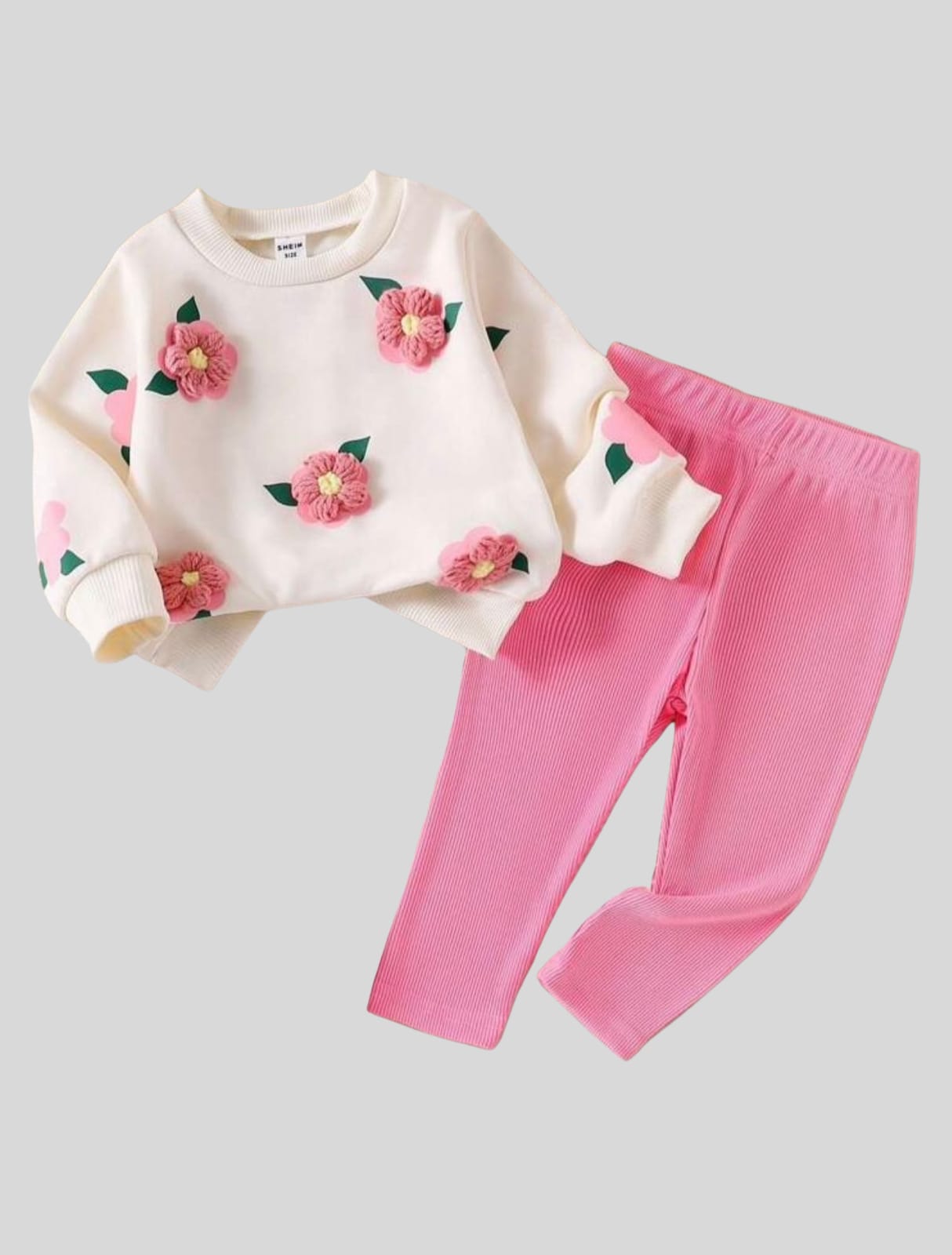 ترنج بناتي شتوي بتصميم ورود بارزة