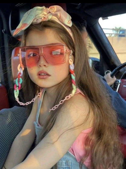 نظارة بناتي ستار ستايل مع سلسلة ملونة