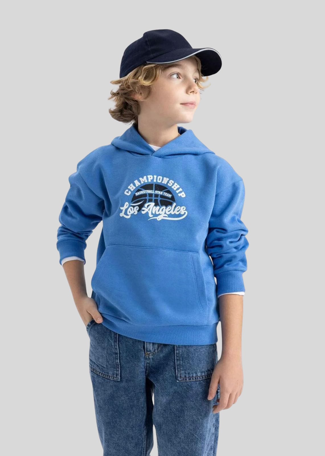 هودي أولادي من ديفاكتو